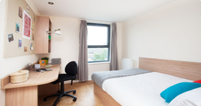 格拉斯哥-学生公寓-Glasgow-Student-accommodation-ensuite-classic-desk